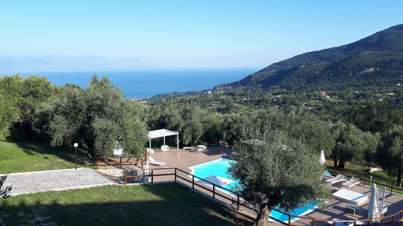 סן ג'יובאני א פירו Tenuta Terre Di Bosco Oasi Di Relax Nel Cilento מראה חיצוני תמונה