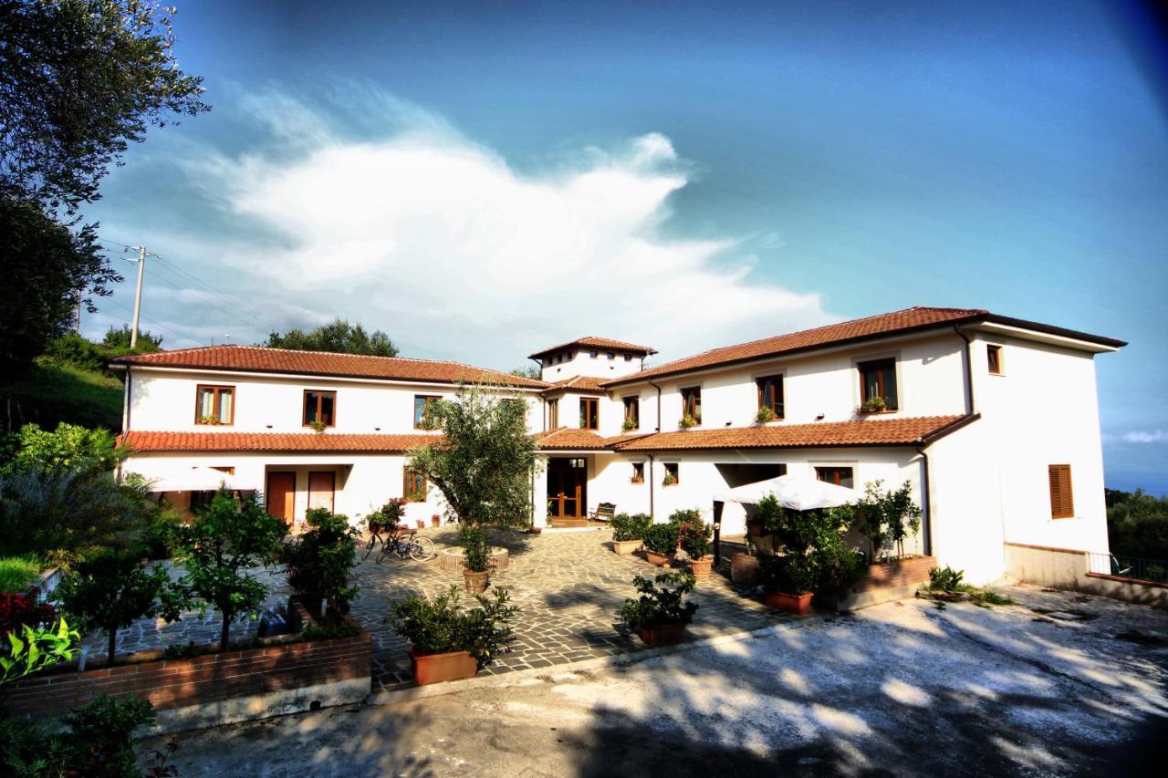 סן ג'יובאני א פירו Tenuta Terre Di Bosco Oasi Di Relax Nel Cilento מראה חיצוני תמונה